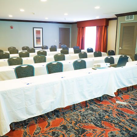 Holiday Inn Express & Suites Rapid City By Ihg Екстериор снимка