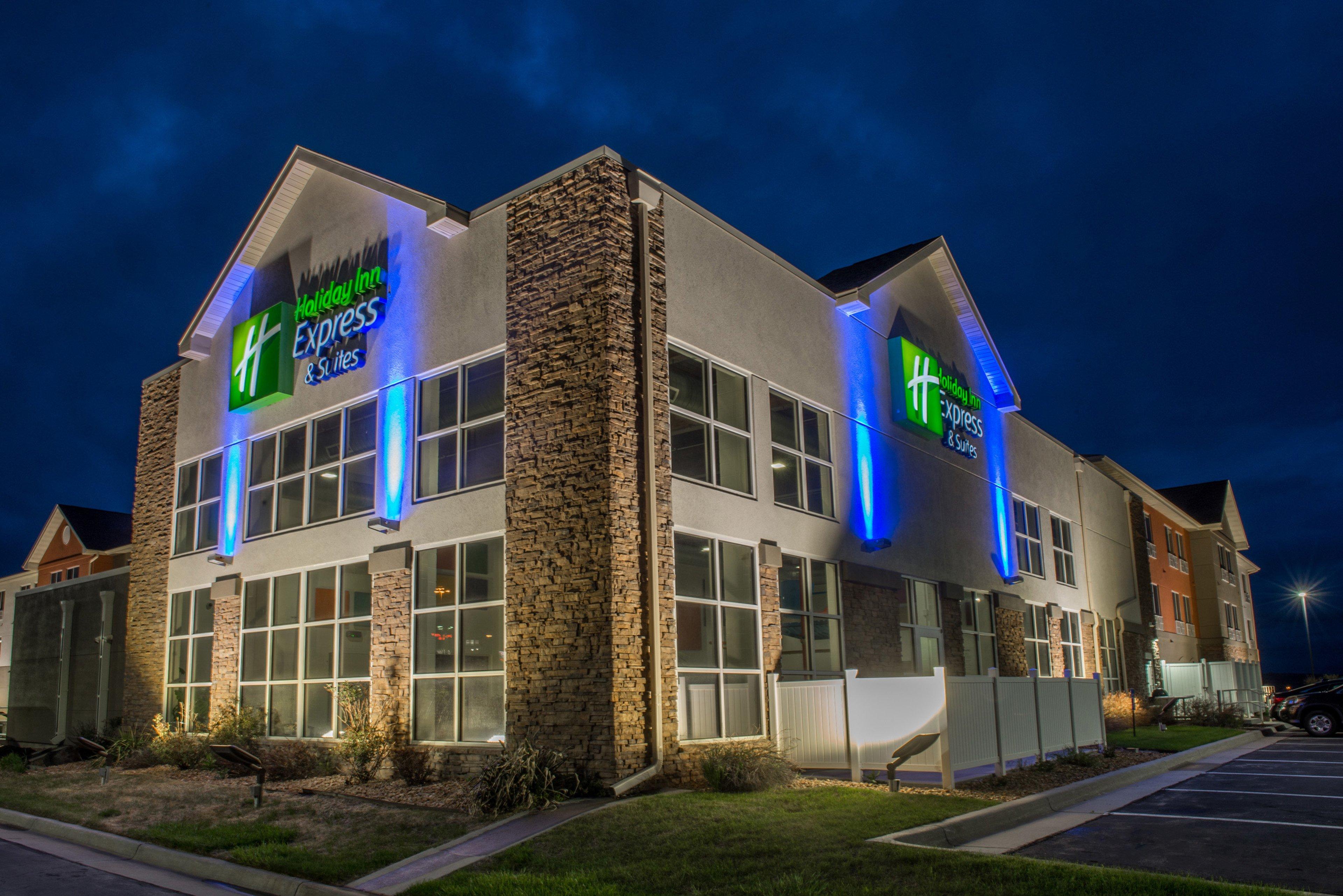 Holiday Inn Express & Suites Rapid City By Ihg Екстериор снимка