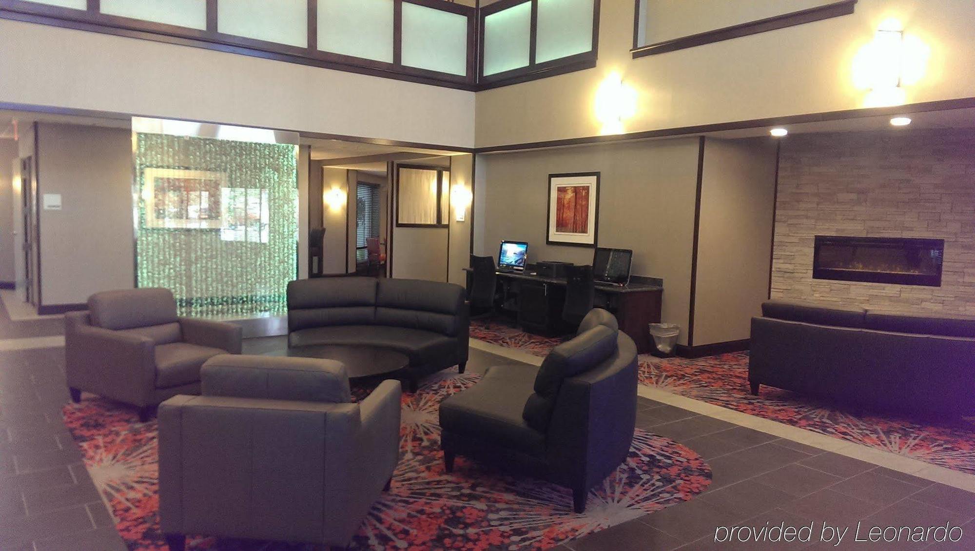 Holiday Inn Express & Suites Rapid City By Ihg Екстериор снимка